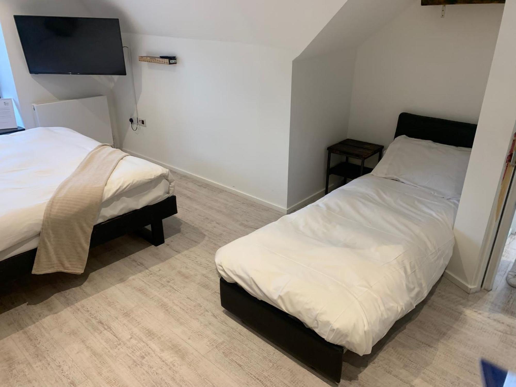 Cardiff Arms Bistro & Hotel Treorky Eksteriør bilde